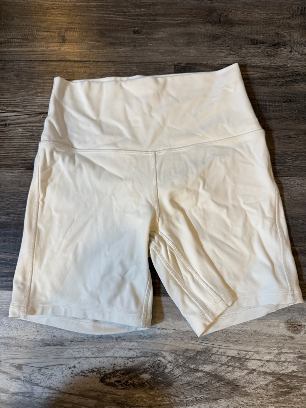 Lululemon Align shorts